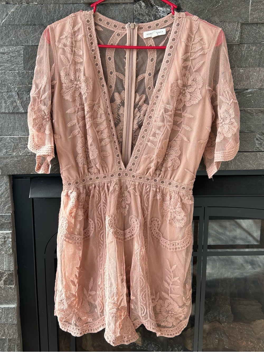 Honey Punch Beige/Dusty Rose Lace Romper